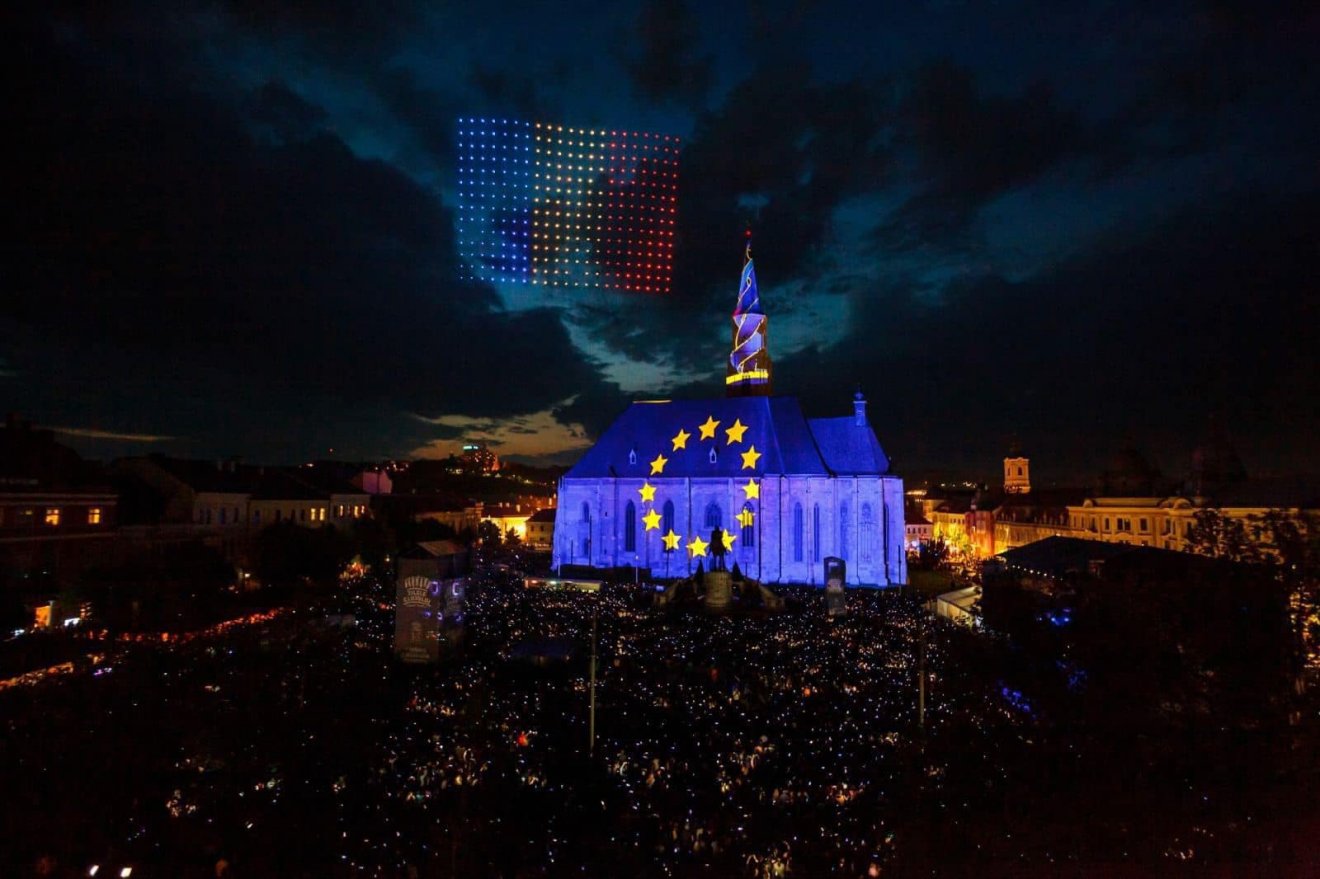 •  Fotó: Facebook/Emil Boc