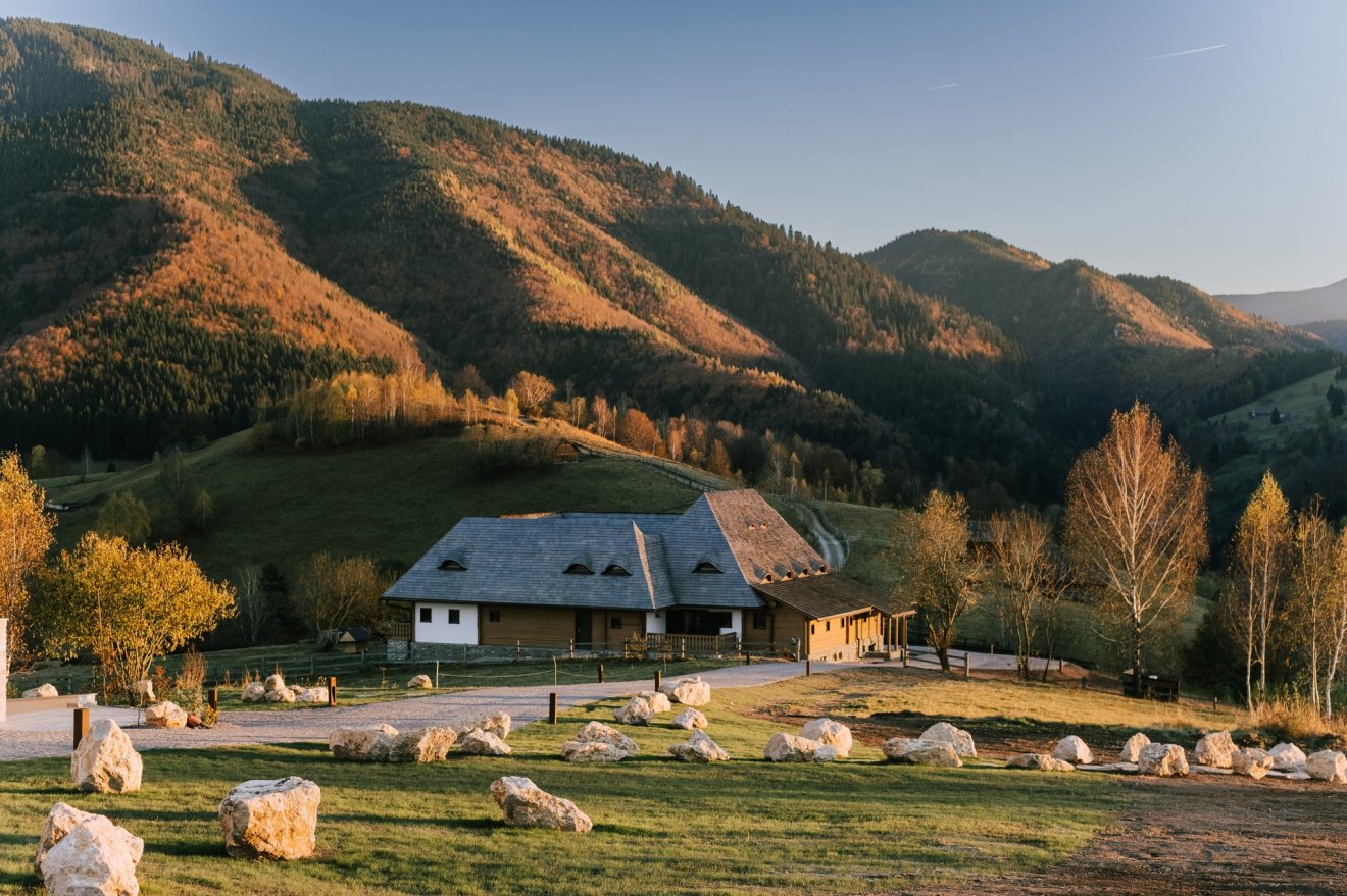 A Matca nevű hegyvidéki luxusvendégház a Brassó megyei Simonban •  Fotó: Facebook/Matca Hotel