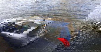 A Kis-Szamosba zuhant egy autó Kolozsváron