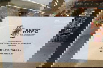 Csótányinvázió miatt bezárták Marosvásárhely legnagyobb bevásárlóközpontját