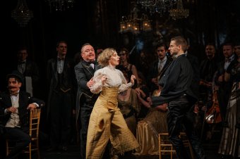 Díjazza a közönség a nagyváradi színház Csárdáskirálynőjét, a hónap végén is műsoron lesz