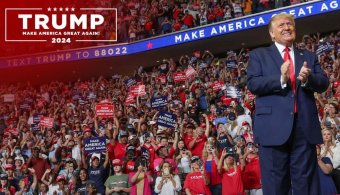 Donald Trump behúzta a New Hampshire-i republikánus előválasztást is, Nikki Haley nem adja fel