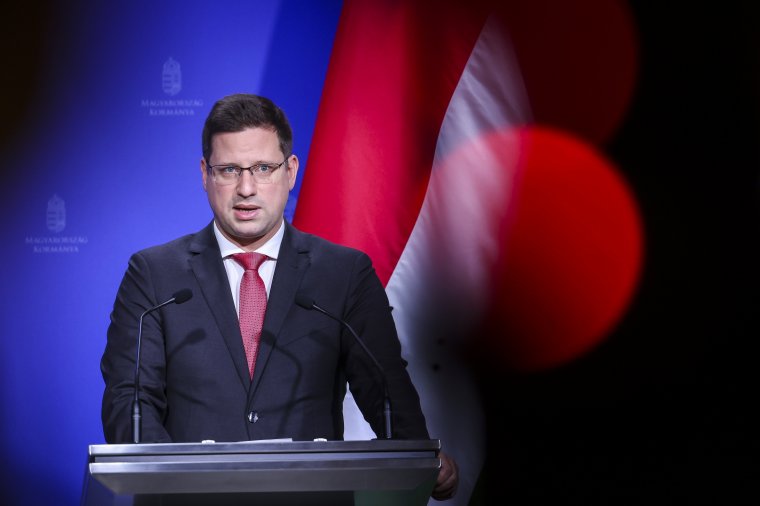 Háborúellenes akciótervről döntött a magyar kormány, védelmi hozzájárulást vetnek ki az extraprofitra