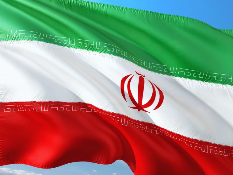 Egyre közelebbinek tűnik az Izrael elleni támadás, Irán az iszlám országokkal és Moszkvával egyeztet, Budapest is közvetít