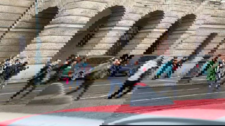 FRISSÍTVE – Legkevesebb tizenöten életüket vesztették a prágai egyetemen történt lövöldözésben, több mint húszan megsebesültek