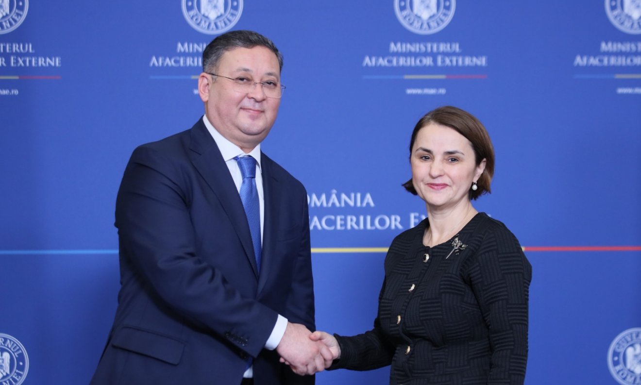 A Fekete-tenger térségének biztonságáról is egyeztetett Murat Nurtleu és Luminiţa Odobescu tárcavezető •  Fotó: Facebook/Ministerul Afacerilor Externe
