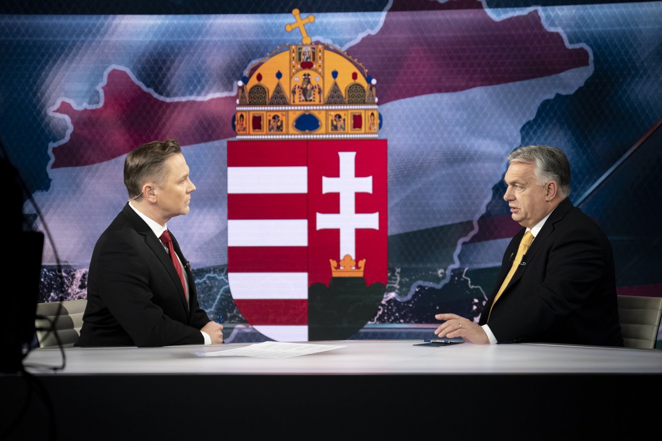 A miniszterelnök szerint kormánya nem akar hozzájárulni ahhoz, hogy a magyarok pénzét Ukrajnának adják oda •  Fotó: MTI/Miniszterelnöki Sajtóiroda/Benko Vivien Cher