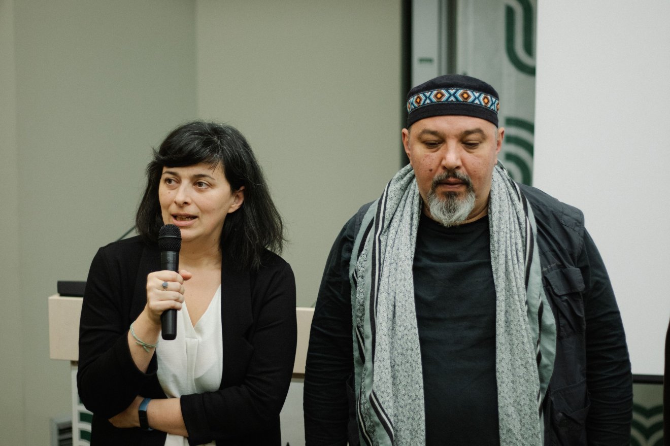 Blos-Jáni Melinda tanszékvezető és Lakatos Róbert tanszékvezető-helyettes, egyetemi docens a jubileumi rendezvényen •  Fotó: Szabó Zsuzsi