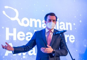 Vakcinabeszerzés: újabb állami tisztségviselő ellen indult bűnvádi eljárás