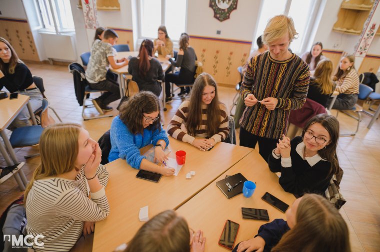 Tudásra éhes középiskolás diákok jelentkezését várja az MCC több erdélyi városban