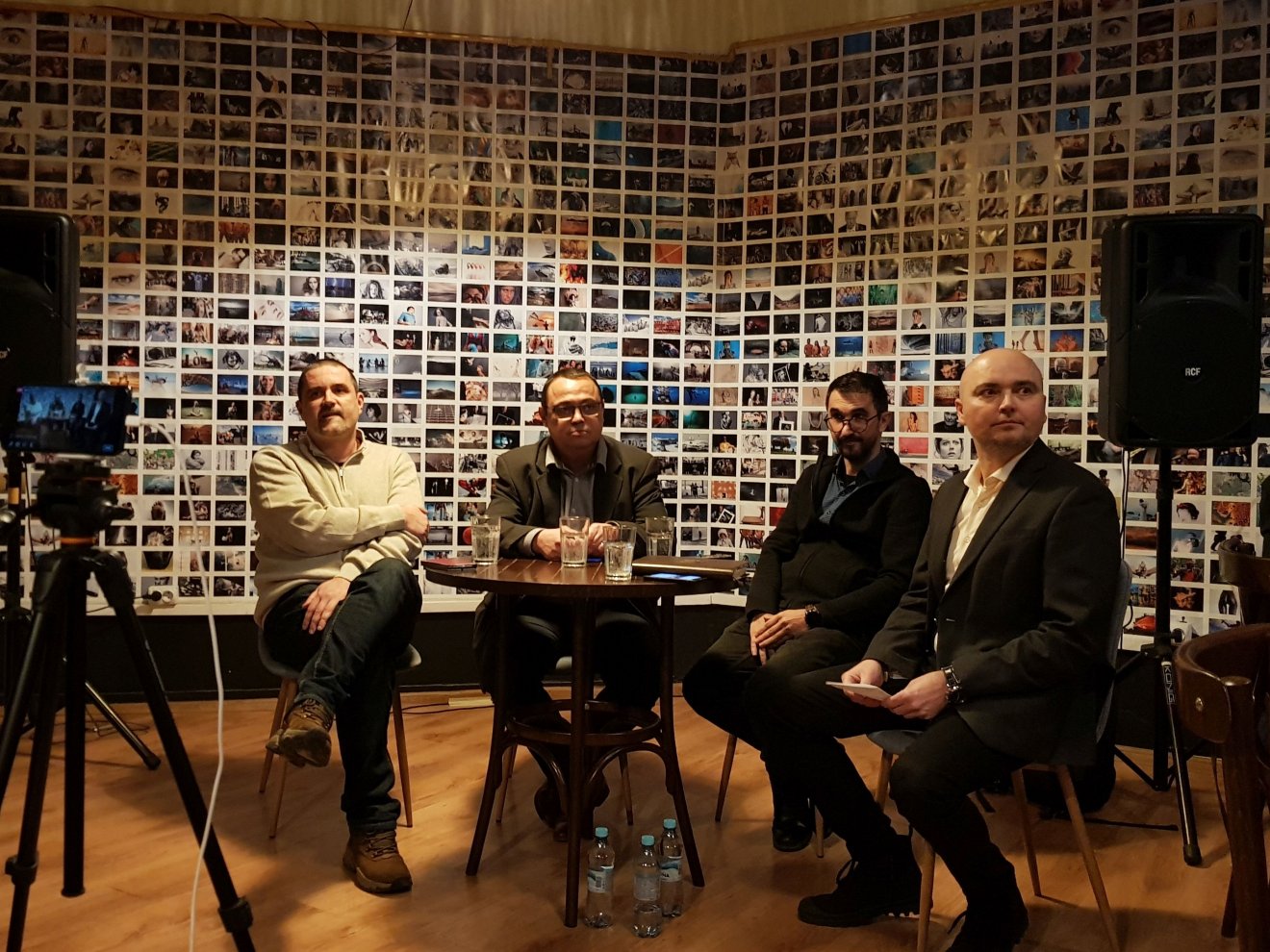 Szociológusi kerekasztal. Kiss Tamás, Horváth István, Veres Valér és Novák Csaba Zoltán a kolozsvári fórumon •  Fotó: Rostás Szabolcs