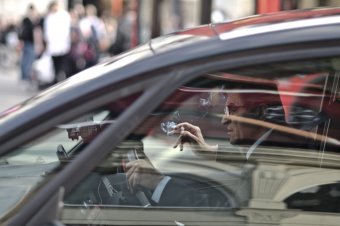 Balra át? Egyelőre „félretolták” a jobbkormányos autók kitiltását a romániai közutakról