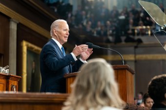Biden: Ukrajnát addig támogatjuk, amíg szükséges, Kínával szemben megvédjük az érdekeinket