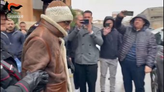 Kiadta a maffia? Bizonyos vélekedések szerint paktum része lehet az olasz keresztapa kézre kerítése