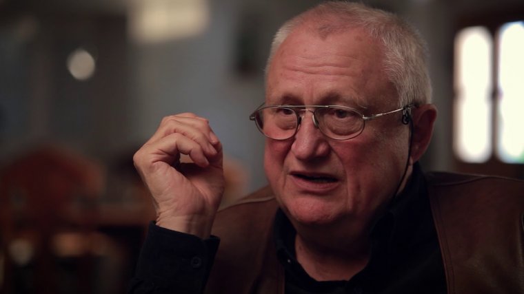 Elhunyt Czakó Gábor Kossuth- és József Attila-díjas író, kritikus, nyelvrégész, a nemzet művésze