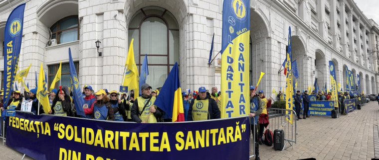 Ebédszünetben szervez tüntetést az egyik egészségügyi szakszervezet a kórházakban