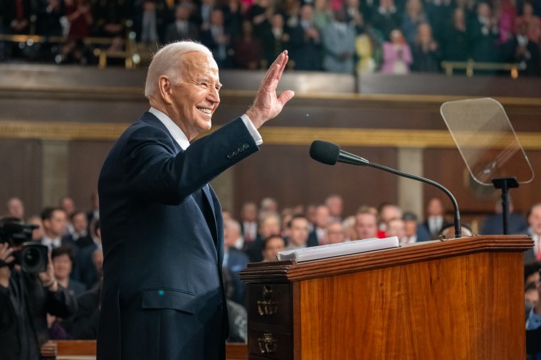 Halálra ítélt bűnözőknek adott kegyelmet Joe Biden, életfogytig tartó börtönre enyhítve büntetésüket