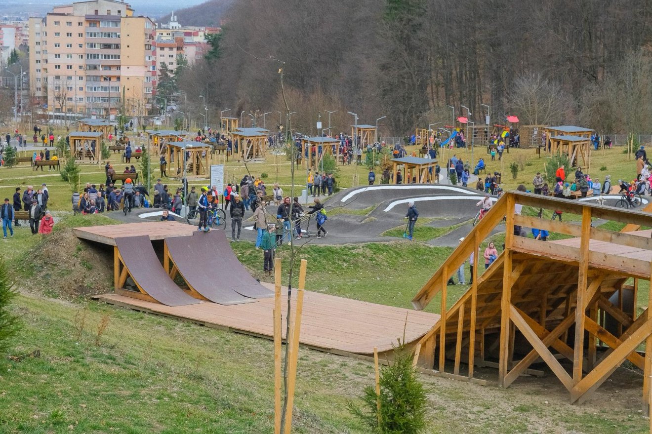 A parkot szombaton nyitották meg •  Fotó: Facebook/Primăria Municipiului Braşov