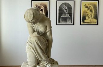 Újból megnyitják Aradon a kibővült 1848–49-es ereklyemúzeumot, kiegészülve a Búsuló Arad-szoborral