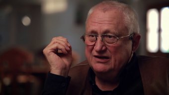 Elhunyt Czakó Gábor Kossuth- és József Attila-díjas író, kritikus, nyelvrégész, a nemzet művésze
