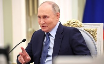 Putyinnak megfelel, hogy arab földön találkozzon Trumppal