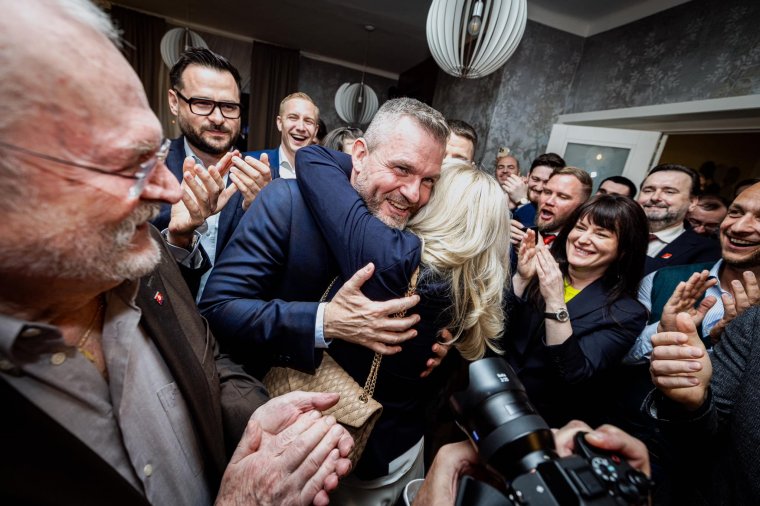 Hivatalos végeredmény a szlovák elnökválasztáson: Peter Pellegrini győzött