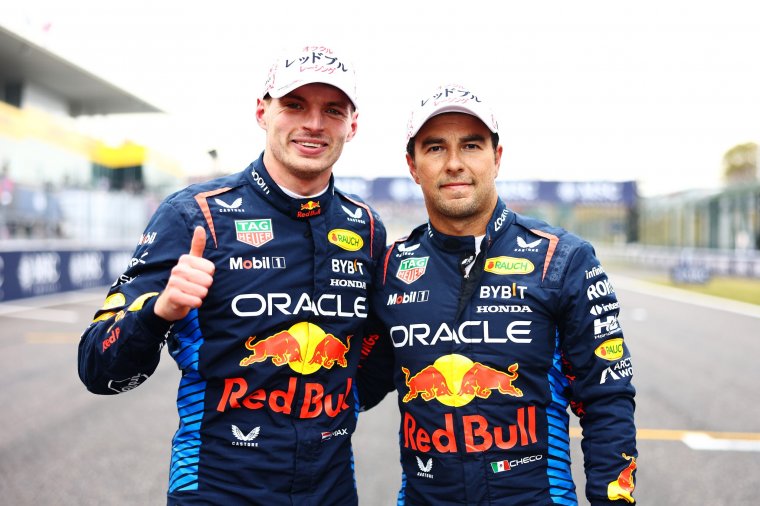 A balesetek és a piros zászló sem akadályozták meg a kettős Red Bull-sikert Japánban