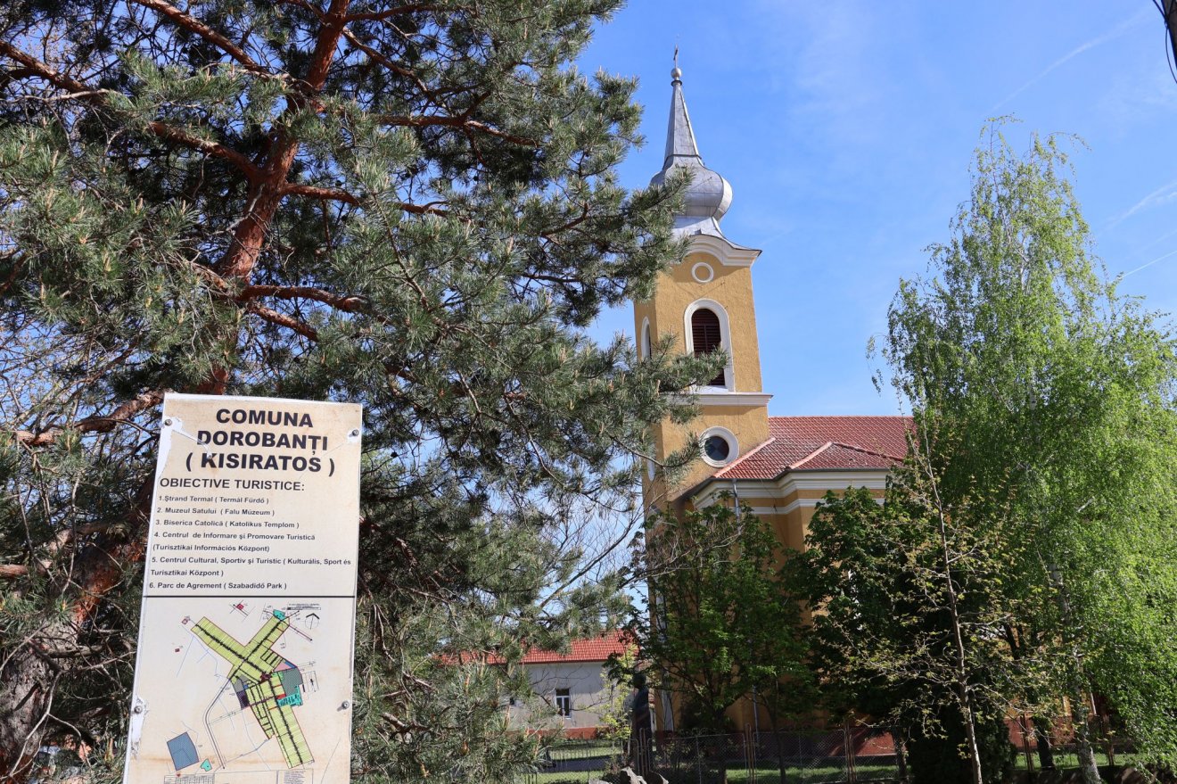 A templom tornyában új harang lakik •  Fotó: Pataky Lehel Zsolt