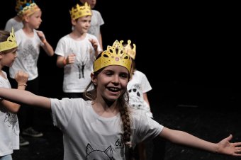 Többet kínál a drámapedagógia a szakember szerint, mint a lexikális reprodukcióra berendezkedett romániai oktatás