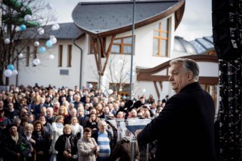 Kibővült és megújult a Makovecz Imre tervei alapján épült makói Hagymatikum termálfürdő, ahova sok erdélyi is ellátogat