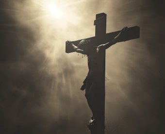 „Engedjük, hogy az Ő jelenléte járja át életünket” – Pál József Csaba temesvári megyés püspök húsvéti pásztorlevele