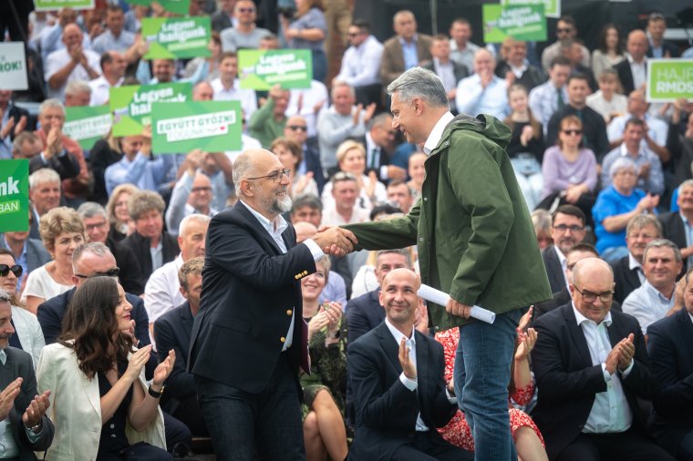 Kelemen az AUR-ra szavazó magyaroknak, Lázár az EMSZ-nek szólt be keményen Nagyváradon