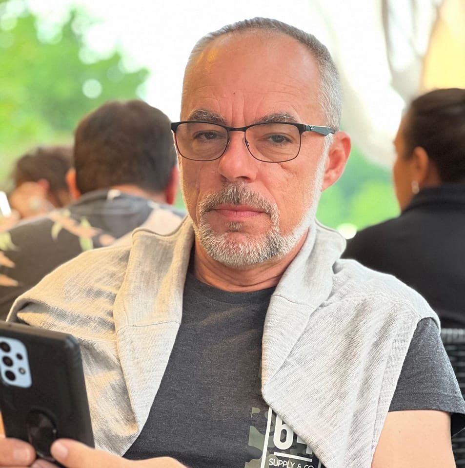 Milik István gépjárművezető szakoktató is sok drogfogyasztó fiatallal találkozott az elmúlt két esztendőben •  Fotó: Facebook/Milik István