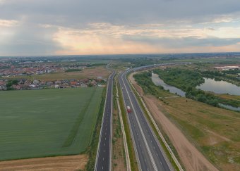 Megnyitották a forgalom előtt az első körgyűrűt a Bihar megyében épülő nyolc közül