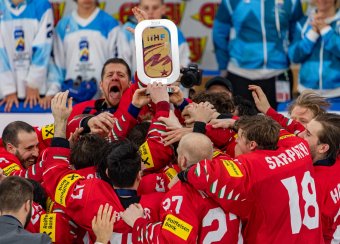 Galló a feljutás után: le a kalappal a mester előtt – Sofron: csodálatos átélni a történelmi sikert