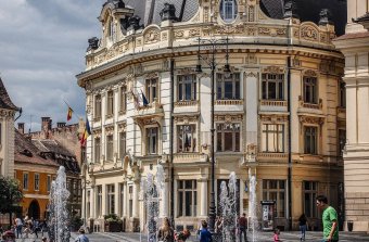 Nyolcan is versenybe szállnak a jelenlegi elöljáróval Nagyszeben polgármesteri tisztségéért folyó küzdelemben