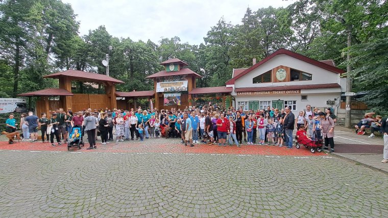 A beteg gyerekek mosolya megerősíti munkájukban az Áloméj az állatkertben marosvásárhelyi szervezőit