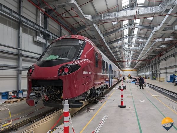 Újra elindult a vonat, amelyet egy nap üzemelés után leállítottak