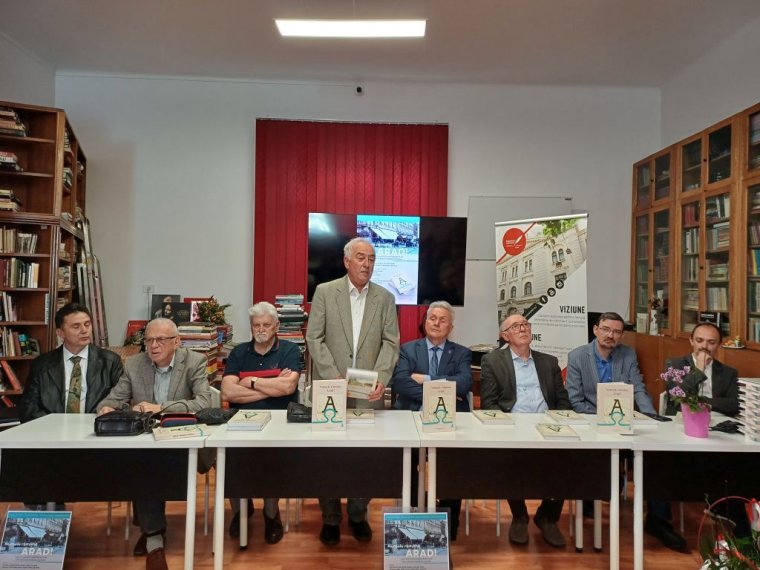 Nem csak megismerni, megismertetni is kell a múltat. Magyar helytörténeti könyv román fordítását mutatták be Aradon