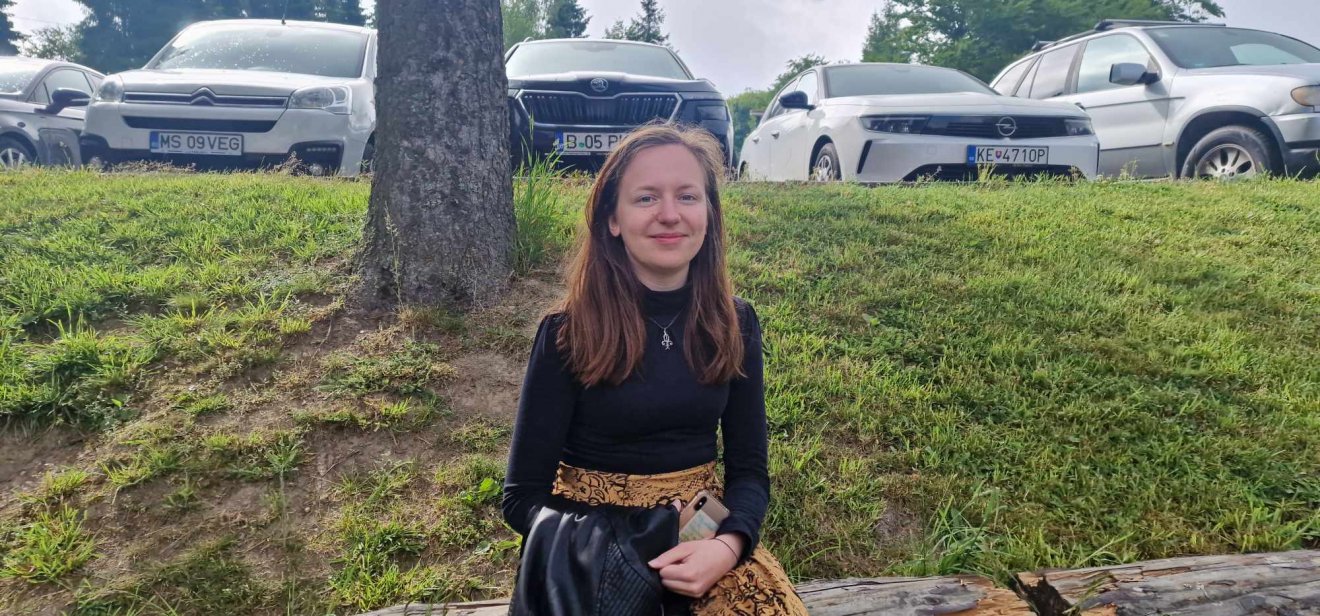 Csobády Csilla a Kassai Kerület Rozsnyói járásában fekvő Jabloncáról érkezett, Nyitrára jár a Konstantin Filozófus Egyetem Közép-Európai Tanulmányok Karára, most másodéves doktorandusz •  Fotó: Kiss Judit