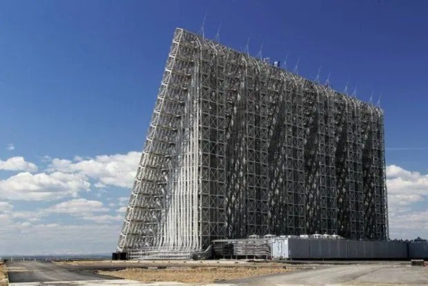 Bemérték. Az ukrán katonai hírszerzés szerint sikerült drónnal kárt okozniuk egy 1800 kilométerre található Voronyezs M radarban •  Fotó: Orosz védelmi minisztérium