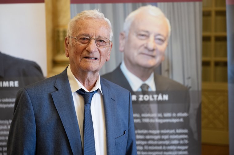 Banner Zoltán a megmaradás missziójáról, a román hatóságok által lepecsételt rádióról és az erdélyi magyarság művészetéről