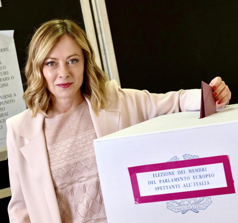EP-választás: Meloni pártja nyert Olaszországban, Belgiumban lemondott a miniszterelnök