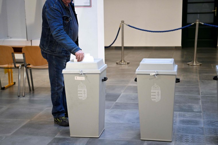 Önkormányzati és EP-választást tartanak vasárnap Magyarországon is