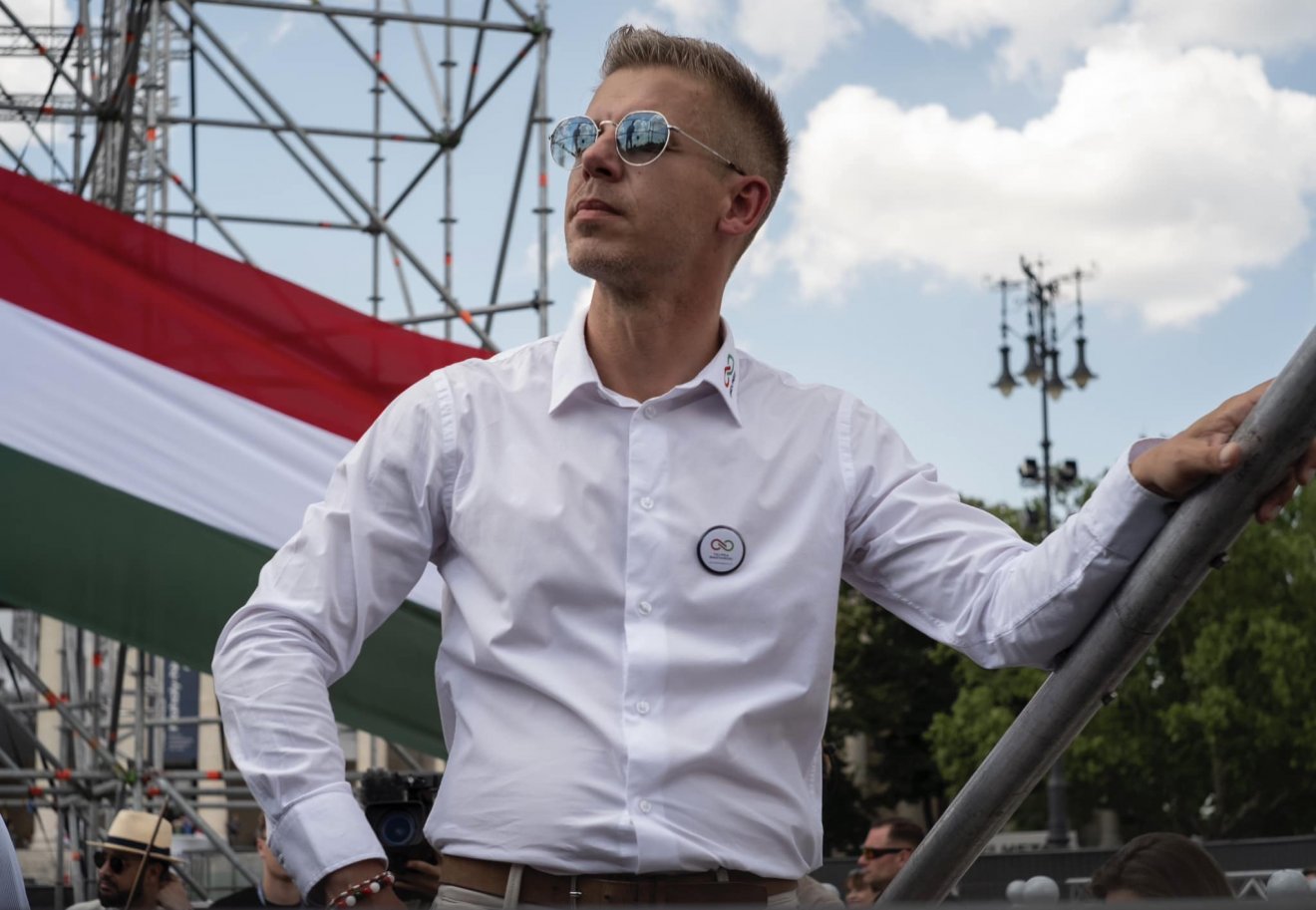 •  Fotó: Magyar Péter/Facebook