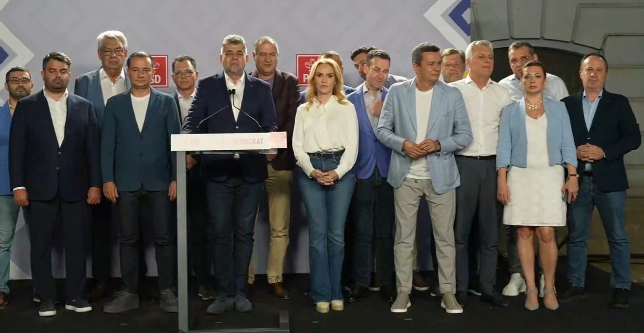 Az eredményváró PSD-csapat Bukarestben •  Fotó: Képernyőmentés