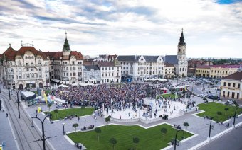 Magyarellenes diszkrimináció: Nagyváradon a románok nézhetik a főtéren a saját válogatottjuk meccseit, a magyarok nem
