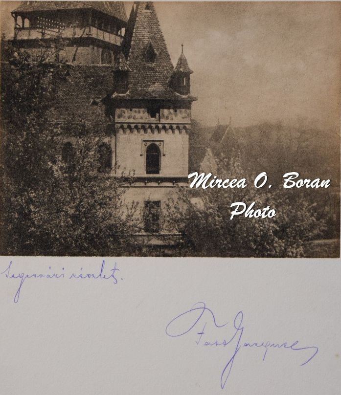 Néhány eredeti Jacques Faix-fotó Mircea Octavian Boran által közreadva. Néhányukon a szerző saját kezű aláírása és magyar címe is olvasható •  Fotó: Jacques Faix/Archív
