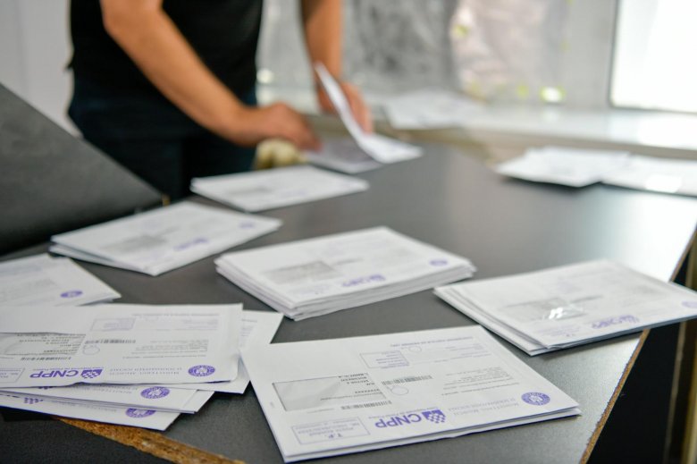 Akinek kétsége van az újraszámolásról, magyarázatért az illetékes megyei nyugdíjpénztárhoz fordulhat •  Fotó: Facebook/Compania Naţională Poşta Română