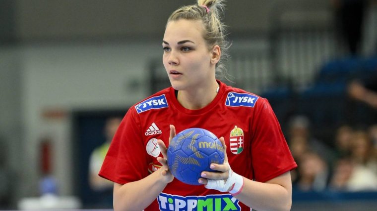 A román bajnokcsapathoz igazolt a magyar válogatottal olimpiai 6. kézilabdázó